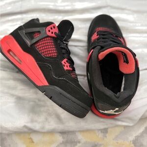 Air Jordan retros red thunder